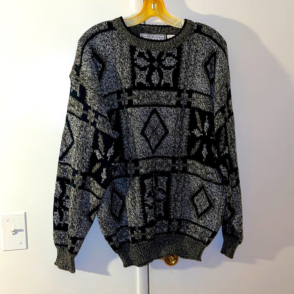 MICHAEL GERALD MEN’S SWEATER